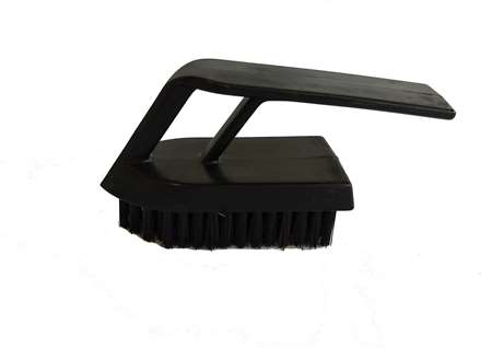 BROSSE MAINS ET ONGLES A POIGNEE
